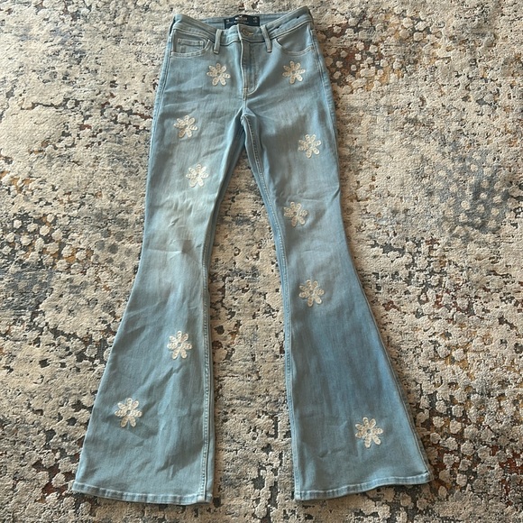 Hollister high rise vintage flare jeans - Picture 1 of 3